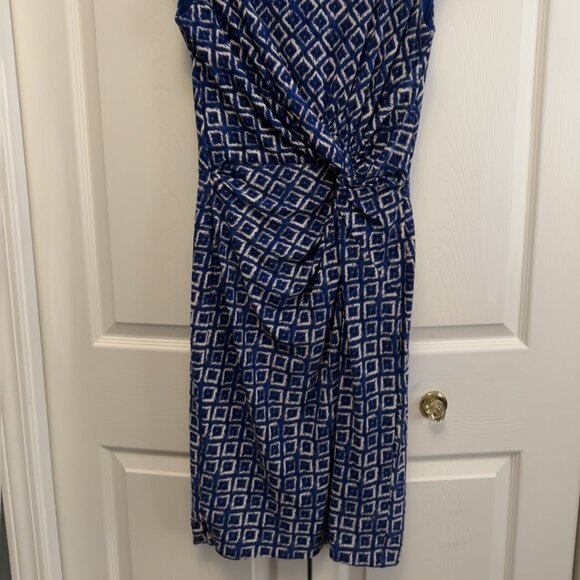 Price Drop, Discount Shipping Ralph Lauren Sleeveless Dressed. - Picture 4 of 4